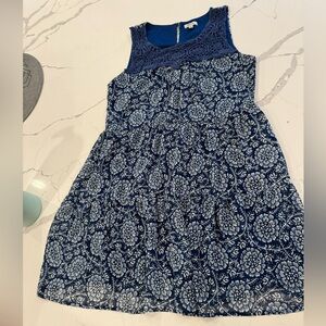 Women Dress with crochet detail medium